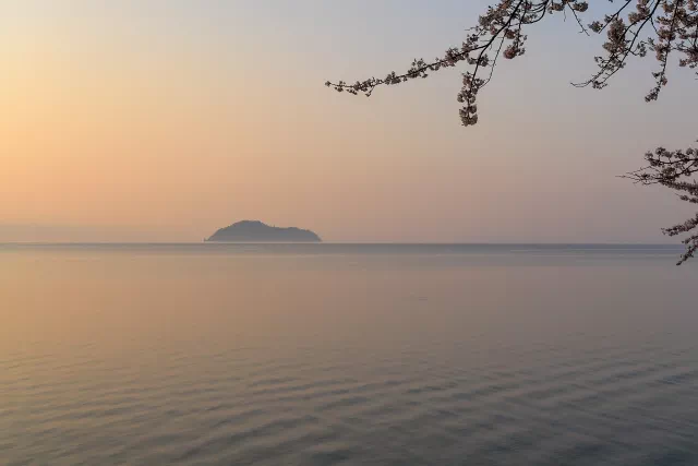 謡「竹生島」の練習 イメージ
